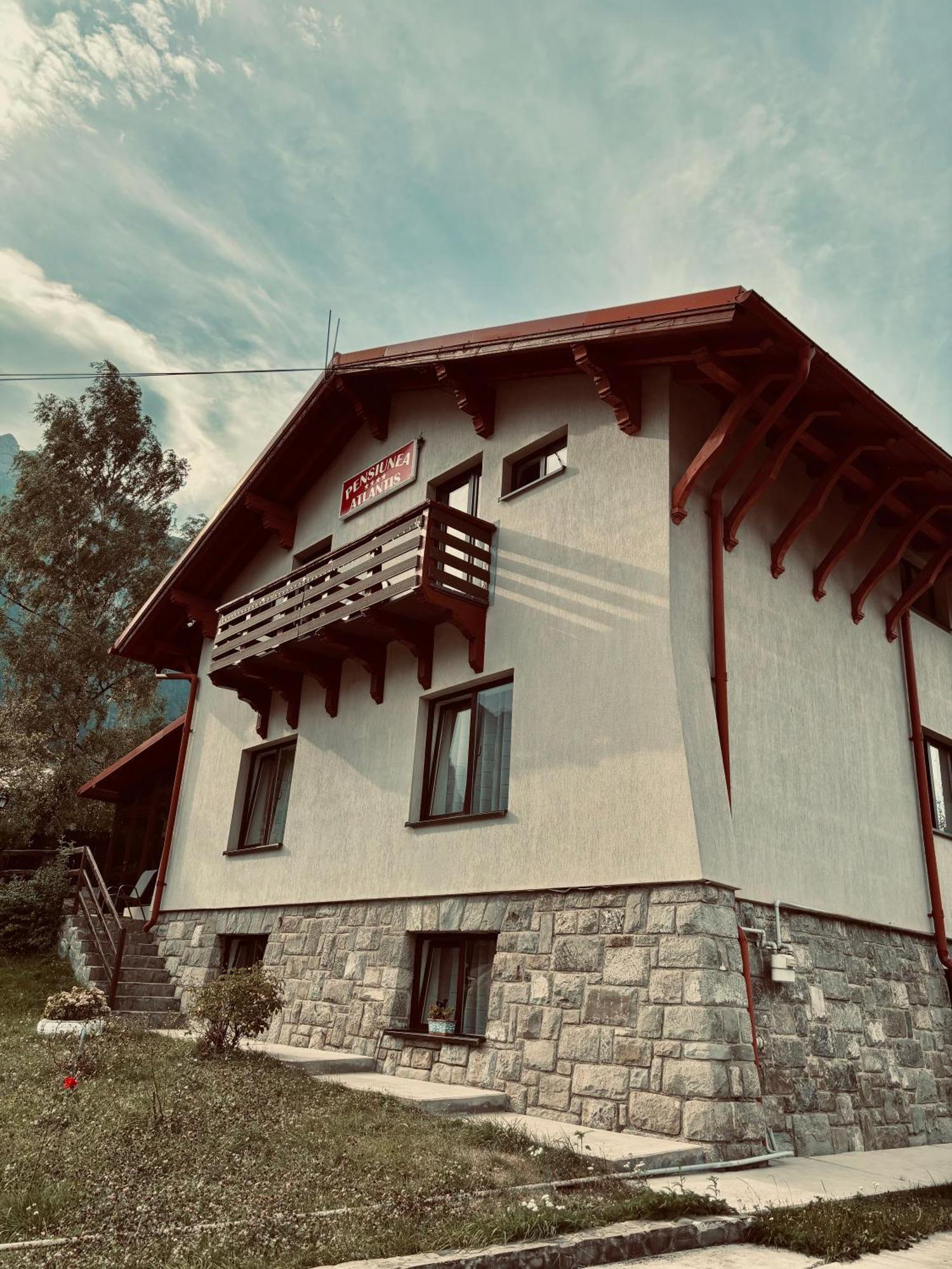 Pensiunea Atlantis Busteni Bagian luar foto